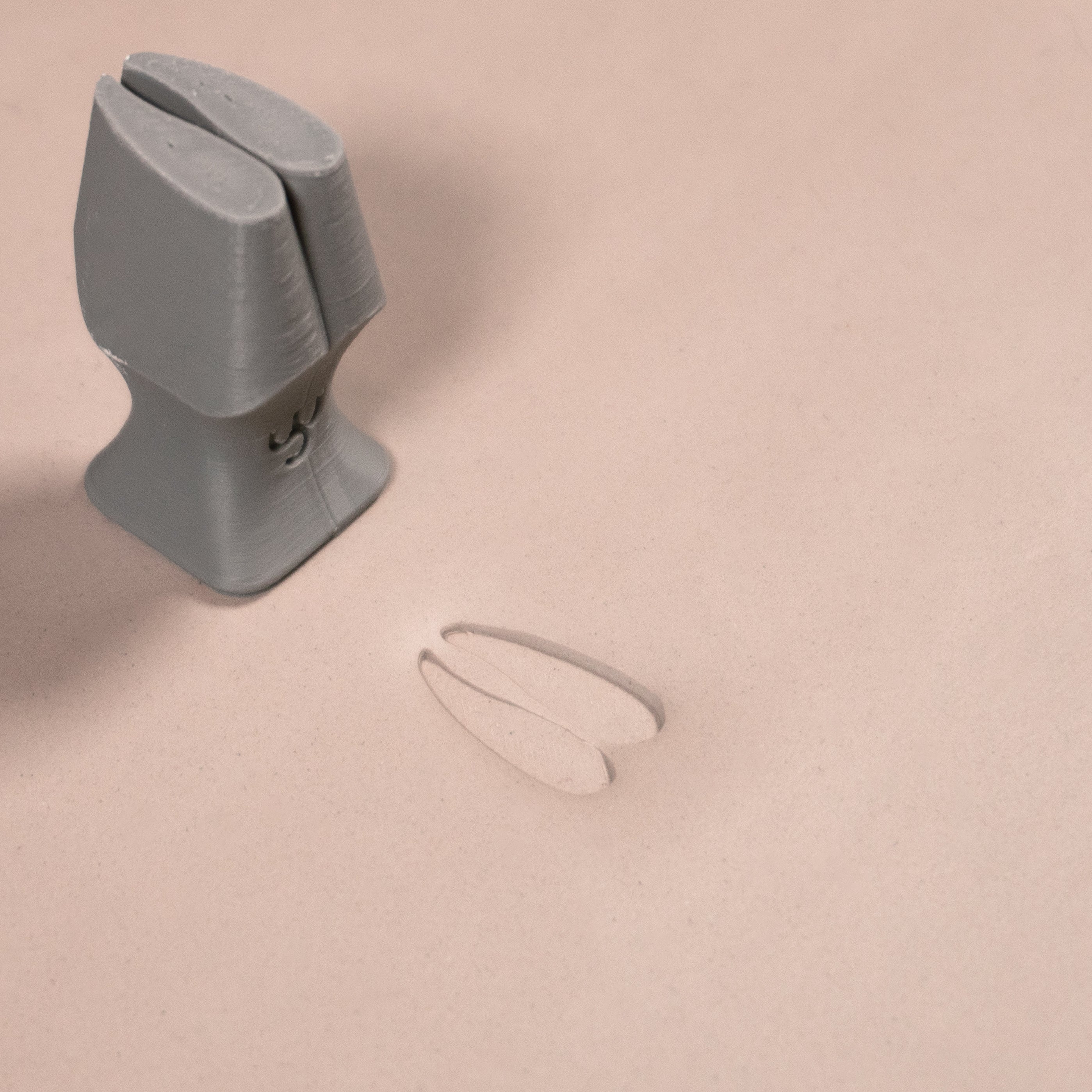 Deer Hoof Stamp - Medium - Style 1 - Ceramind® Tools