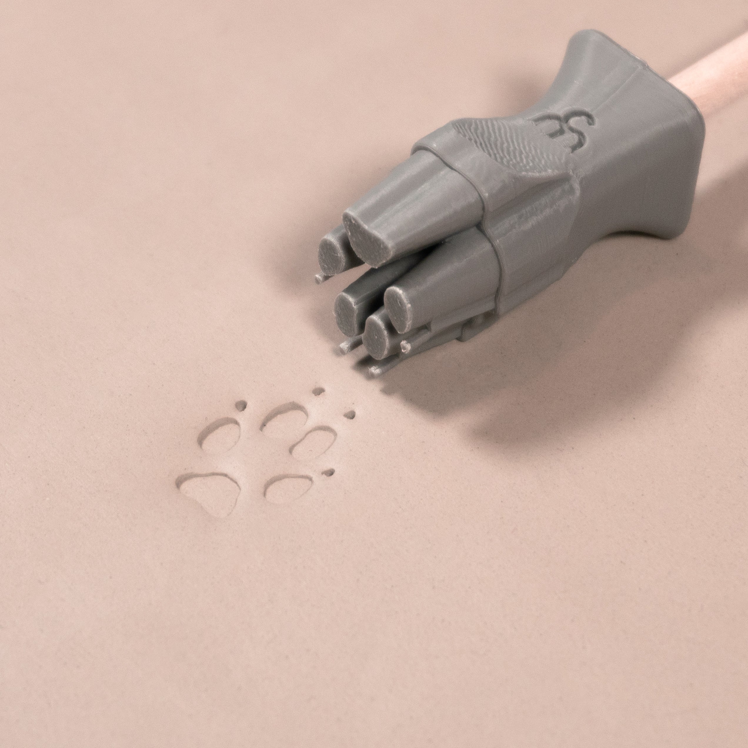 Fox Paw Stamp - Medium - Style 1 - Ceramind® Tools