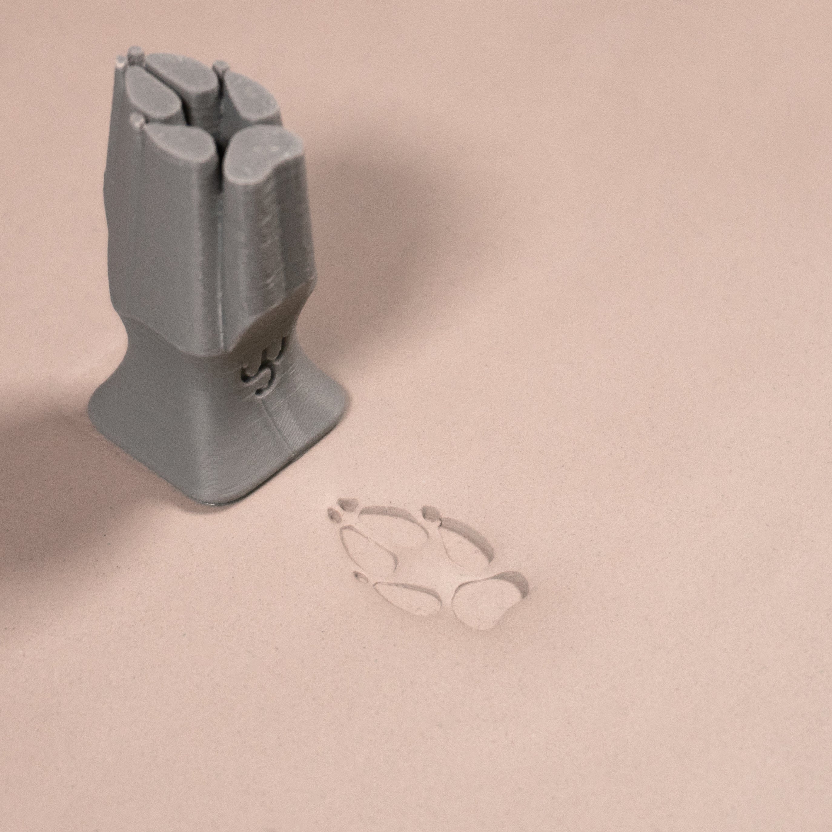 Fox Paw Stamp - Medium - Style 2 - Ceramind® Tools