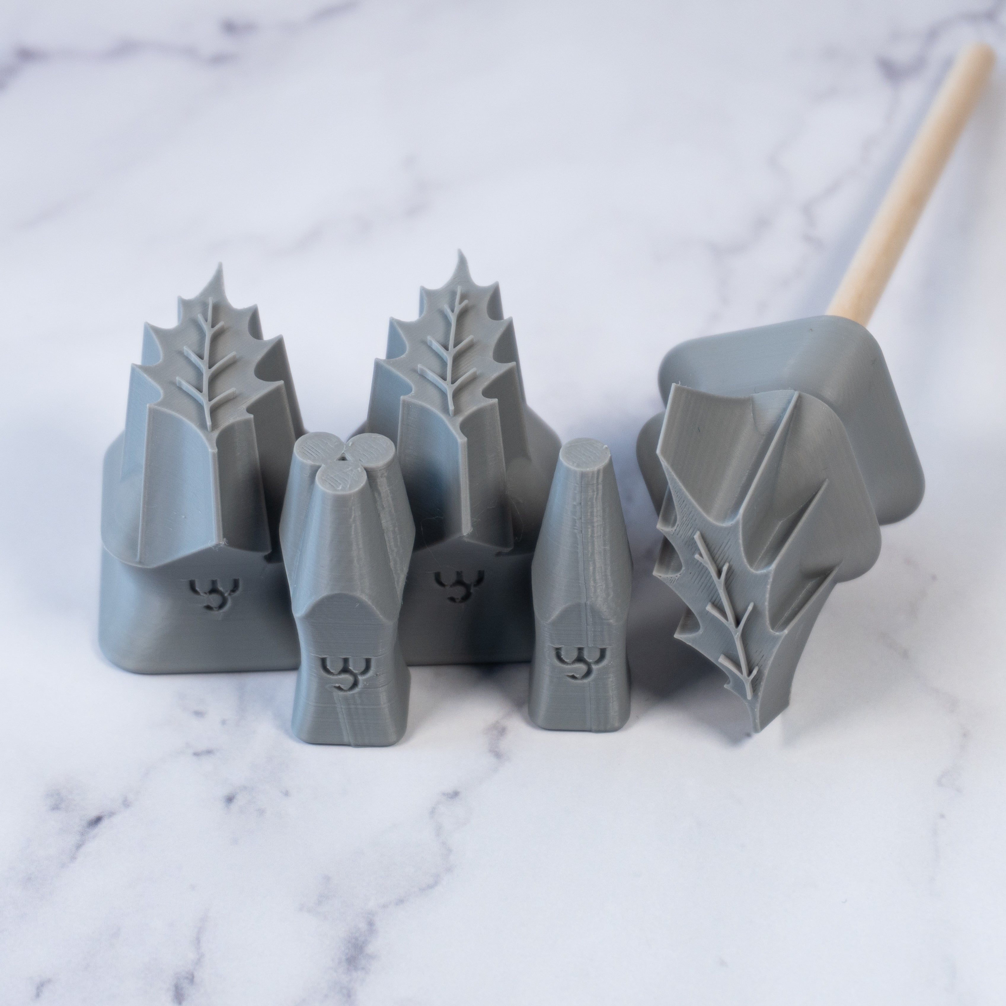Holly Leaf & Berry Stamps - 3 Sizes - Ceramind® Tools