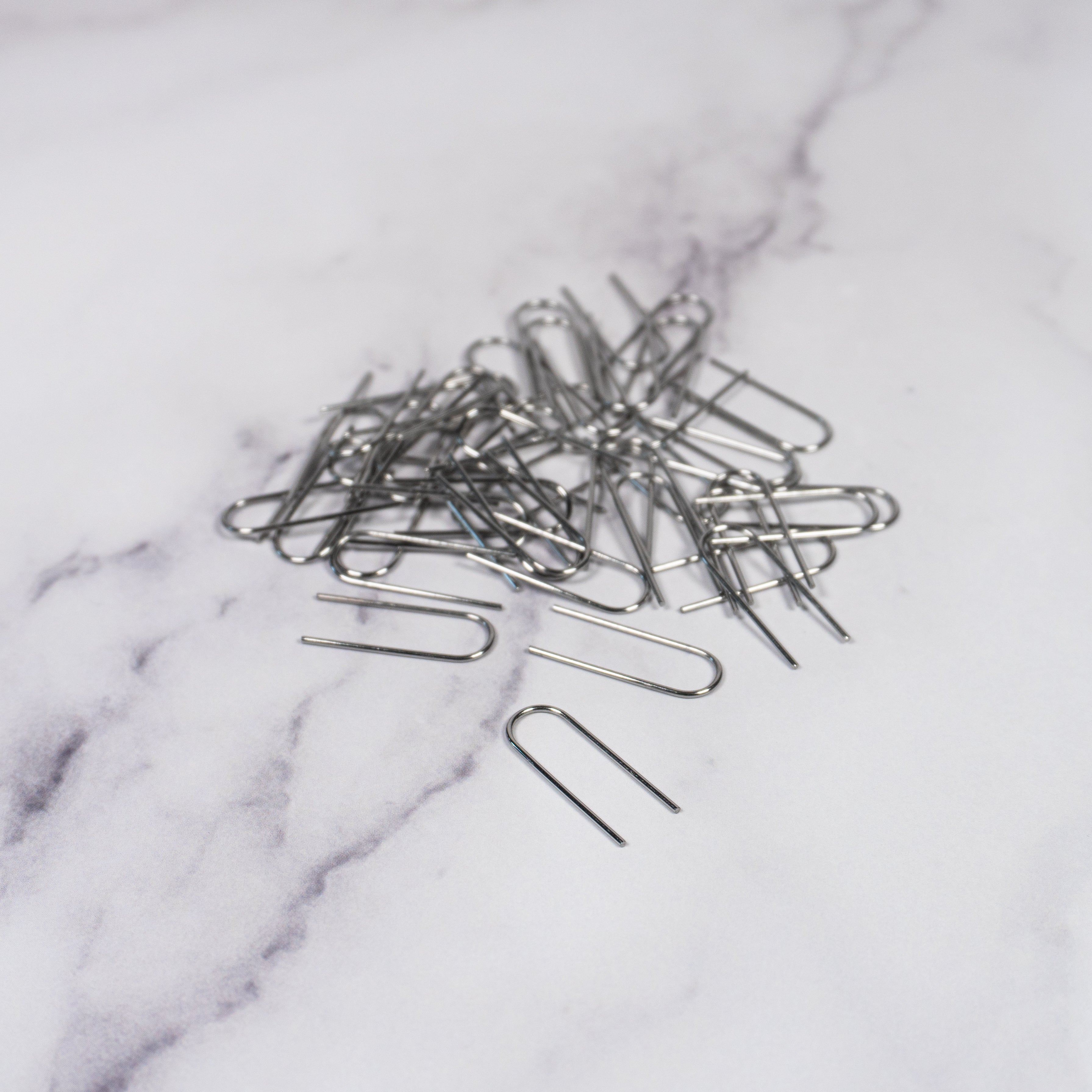 Tungsten Firing Wire – Heat - Resistant Pottery Firing Hooks for Kiln | 7 x 19mm - Ceramind® Tools