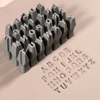 Alfabetstämpelset | Versaler | Arial Bold Font | 7mm Bredd - Ceramind® Tools