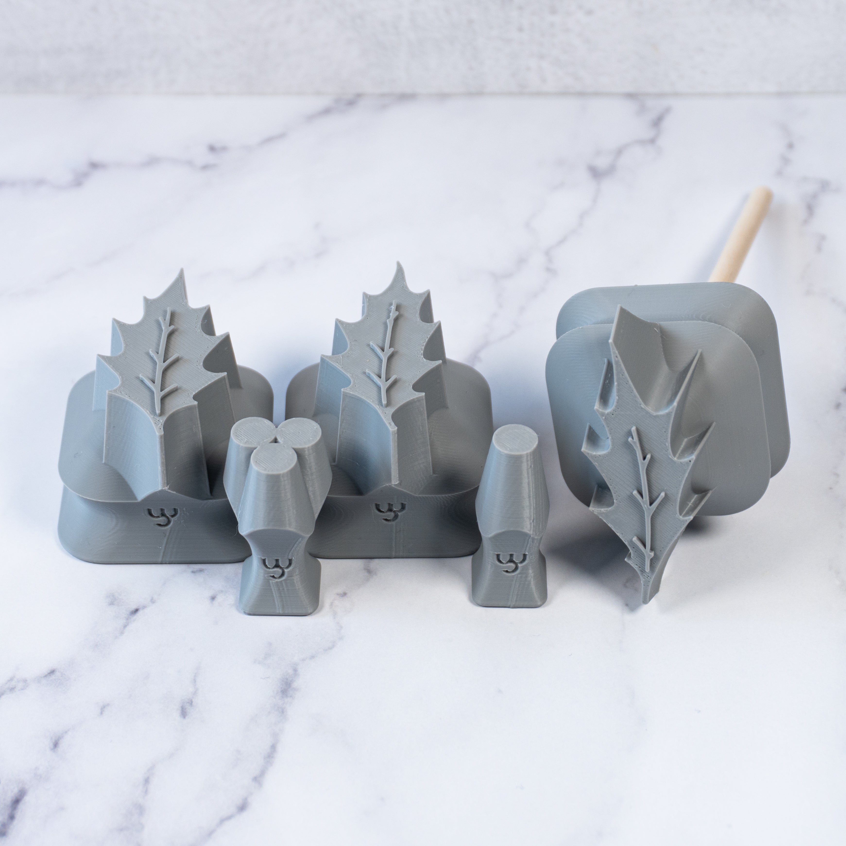 Holly Leaf & Berry Stamps - 3 Sizes - Ceramind® Tools