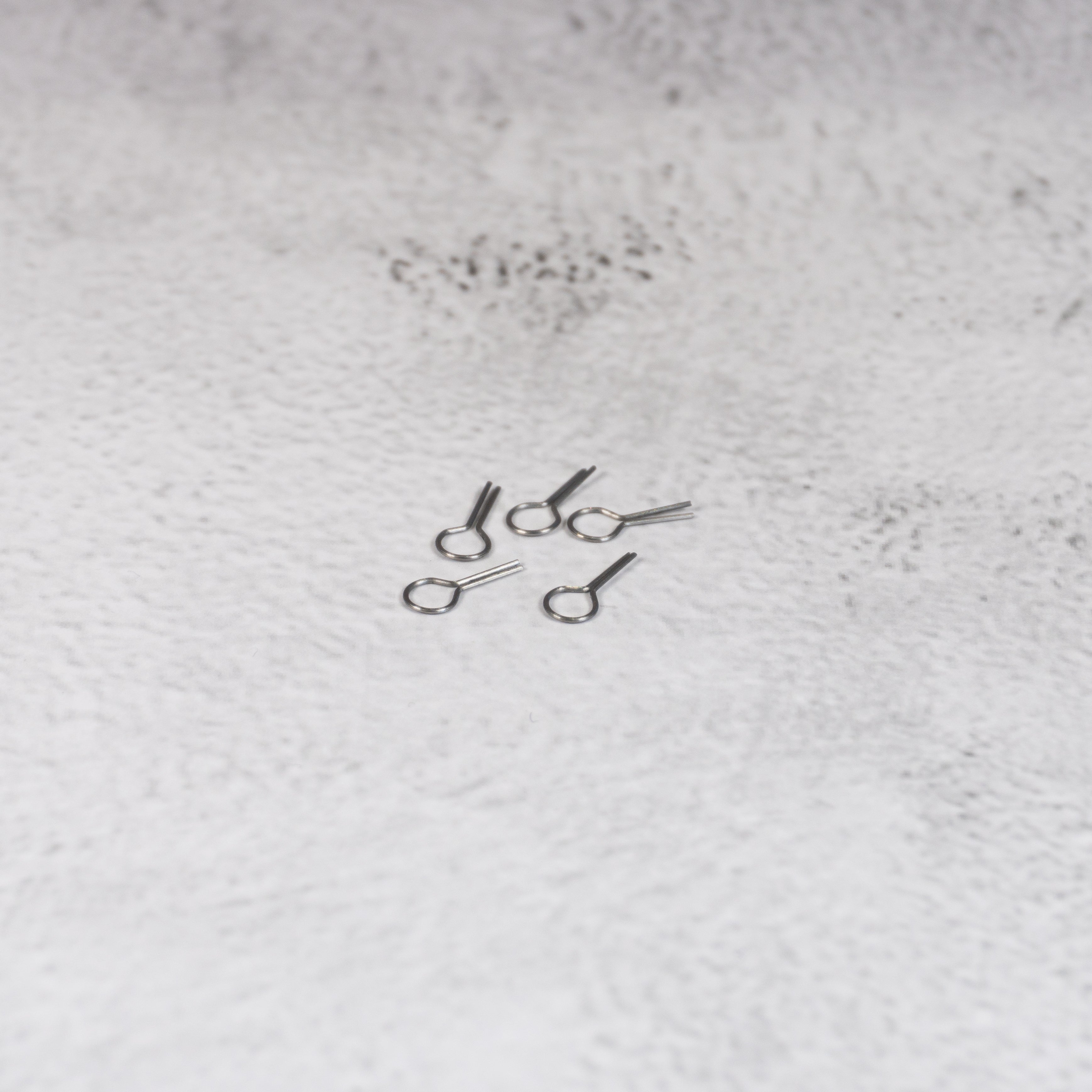Tungsten Firing Wire – Heat - Resistant Pottery Firing Hooks for Kiln | 5 x 12mm - Ceramind® Tools