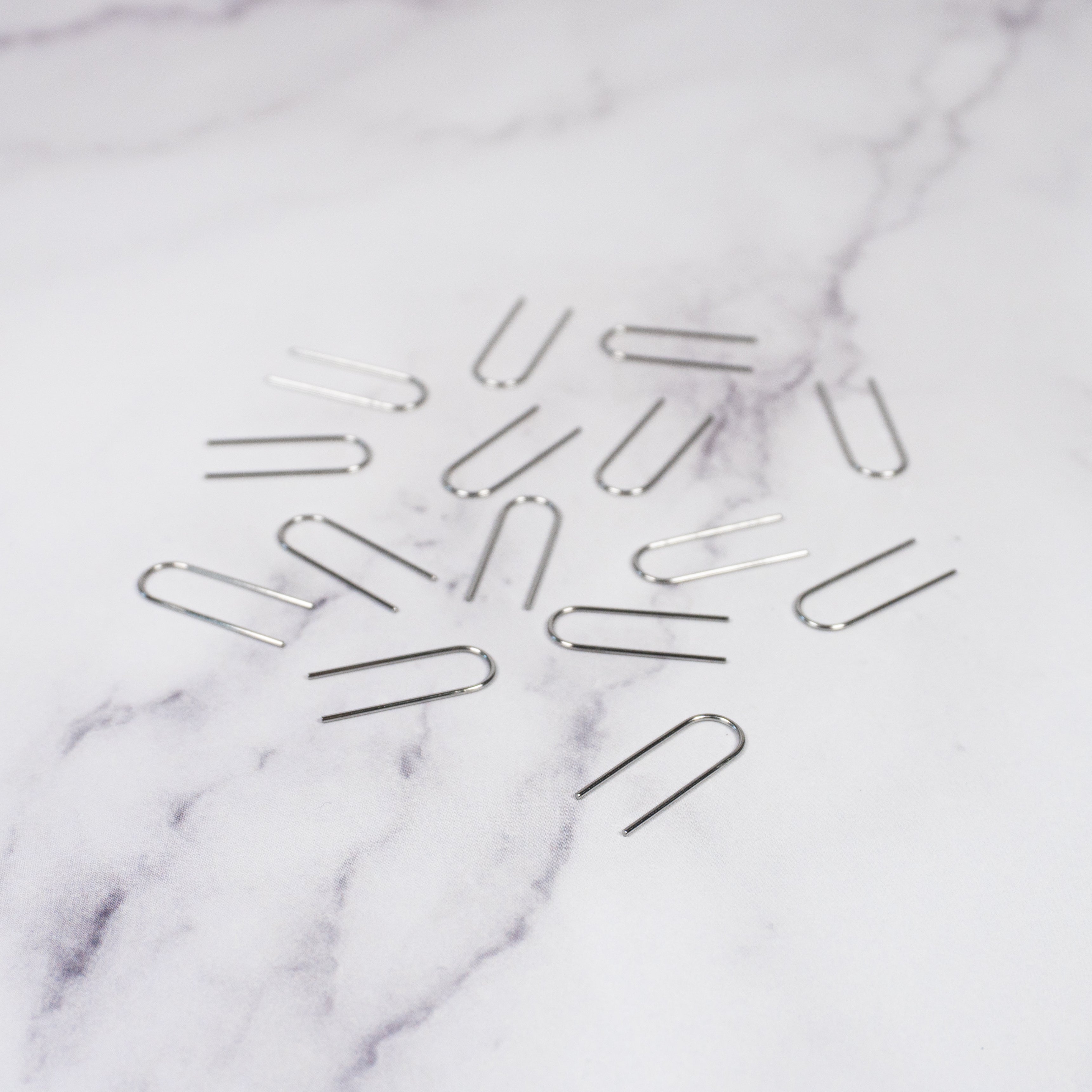 Tungsten Firing Wire – Heat - Resistant Pottery Firing Hooks for Kiln | 7 x 19mm - Ceramind® Tools